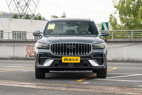 星越L东方曜望月版体验：安全舒适又智能，燃油车也能很好开